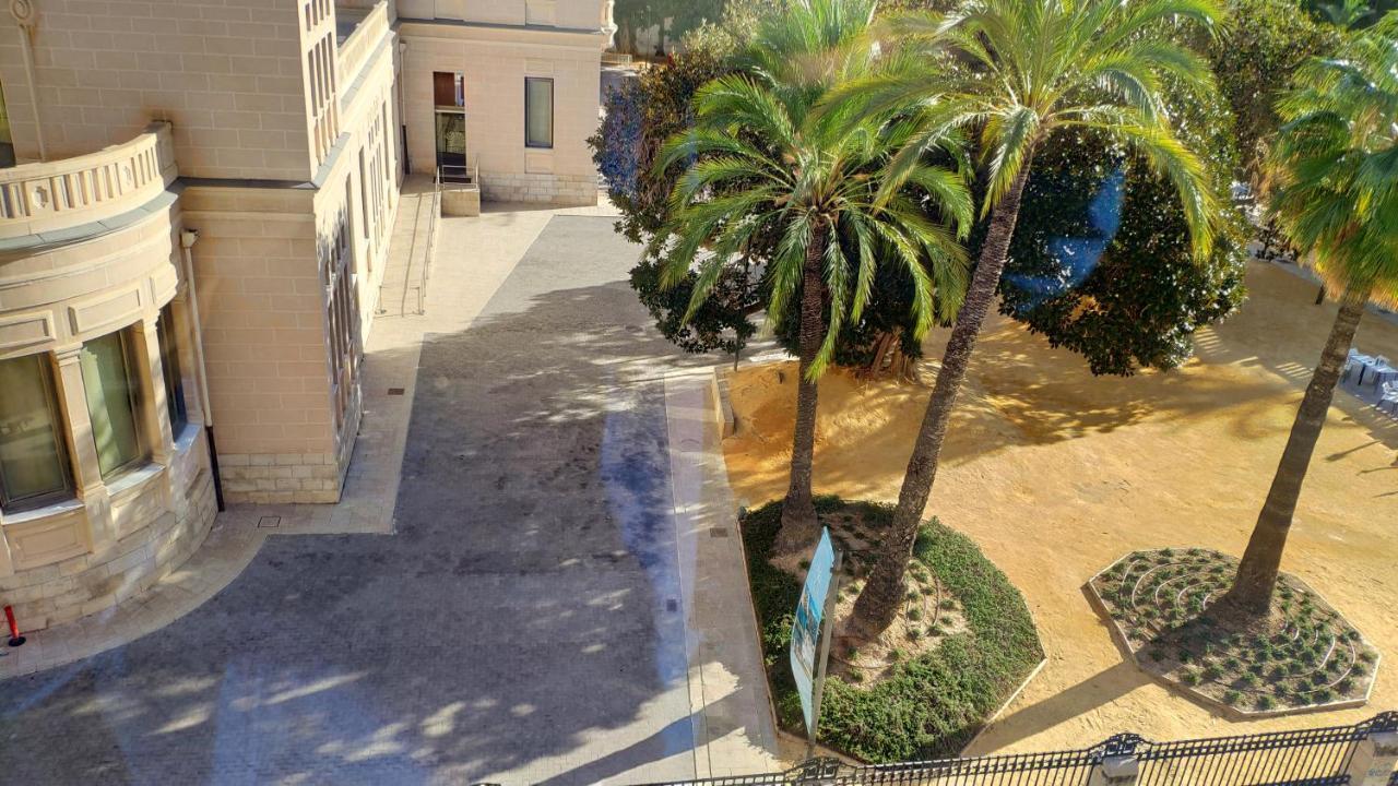 Perfect Apartment Near The Beach Аліканте Екстер'єр фото